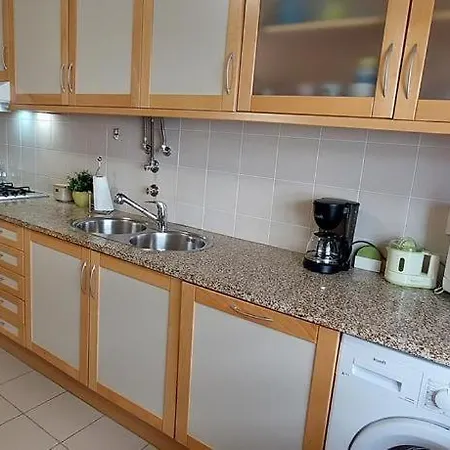 Zise Flor-de-lis Apartman